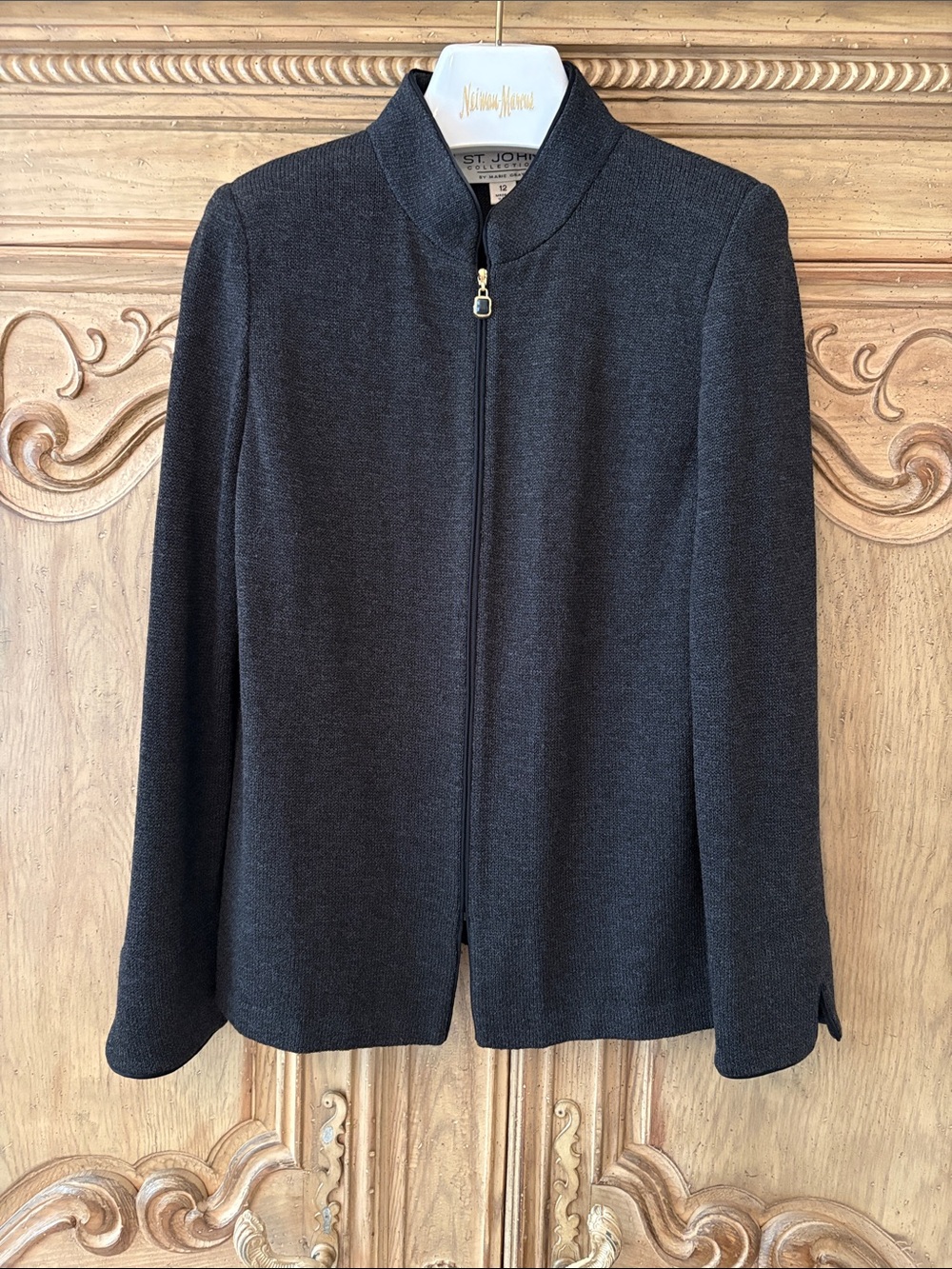 St. John Classic Charcoal Gray Zip-Front Santana Jacket